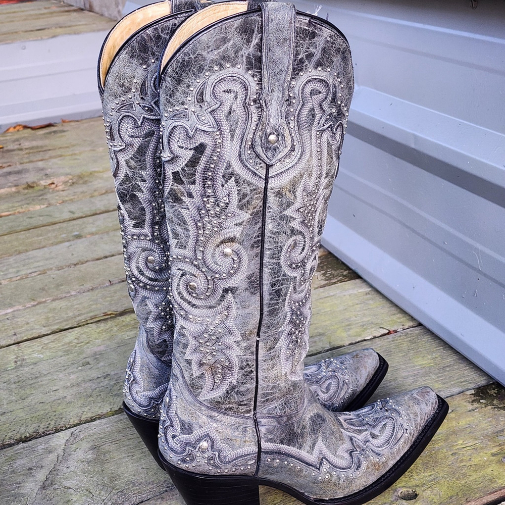 Corral Collector's Silver Studded Embroidery Gray Western Cowgirl Boots Sz 6.5 M